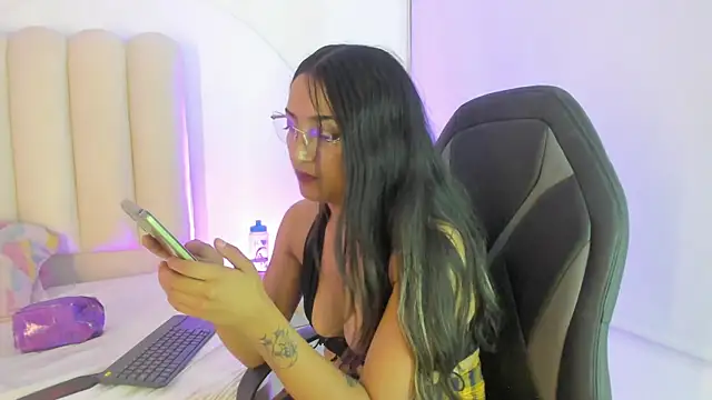 KendraPolett's Live XXX Chat