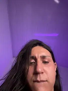 Онлайн чат XXX AryloverX