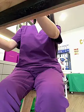 secretly_masturbating Show Webcam