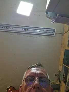 Robotnikm – Naživo XXX chat