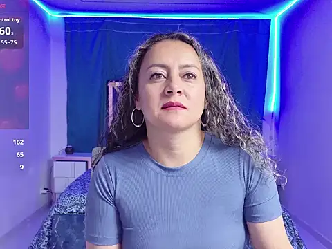 Cristalsexy25's Live XXX Chat