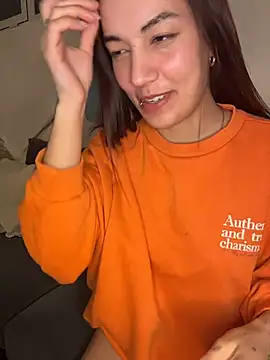 Онлайн чат XXX addicthyy