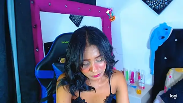 Jenng18 Live XXX-chat