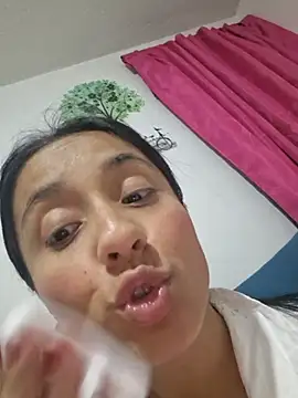 Show de SofiiMilf na webcam