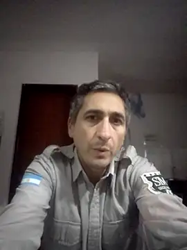 Alejandro83bsf: απευθείας συνομιλία ΧΧΧ