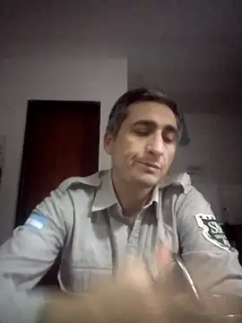 Alejandro83bsf Chat XXX live