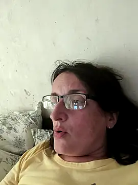 Ulyana396 Chat XXX in diretta
