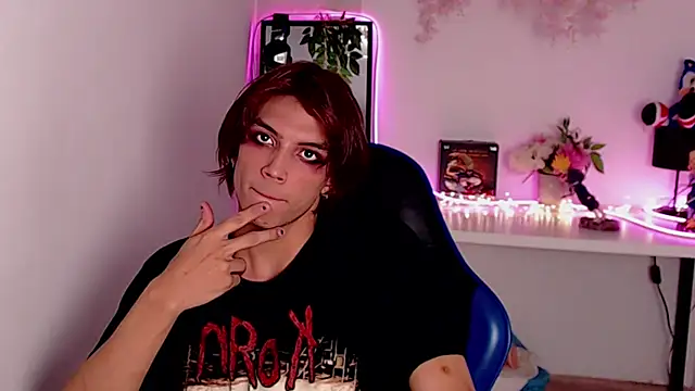 oli_dusk Chat XXX live