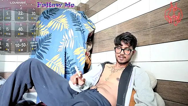 just_fucks 网络视讯表演