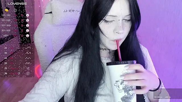 Chat +18 de SelenaCute ao vivo