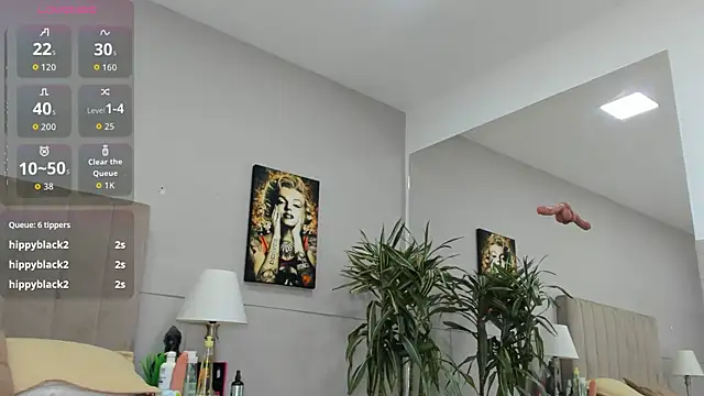 Angie_abby élő XXX-chatje