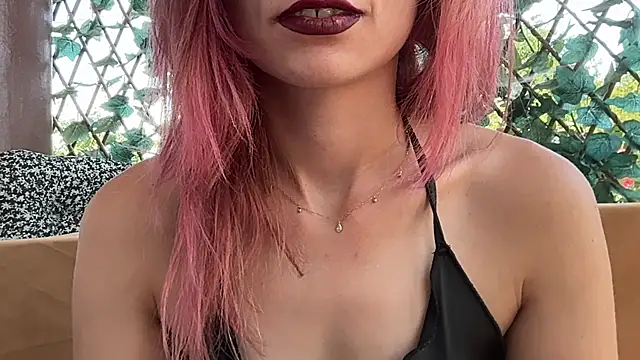 karo123421's Live XXX Chat