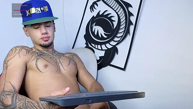 Онлайн чат XXX imAdamhot