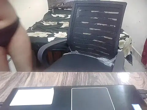 Živý XXX chat Bold-Divya1