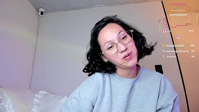 Anyi_1's Live XXX Chat