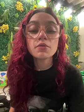Czat XXX na żywo – Red_kytty6