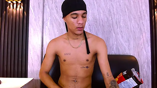 _Thiago12 – Naživo XXX chat