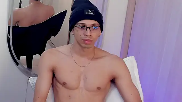 Mheysam_Youngerx – Live XXX-chat