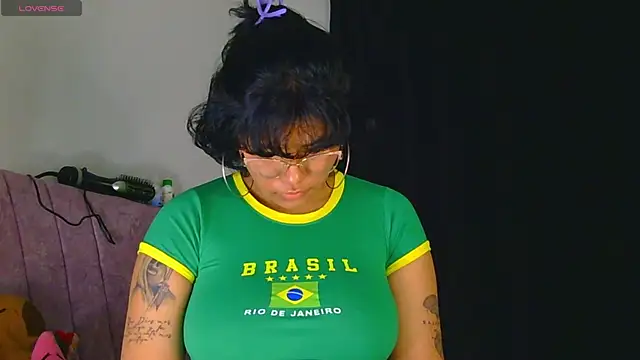 alessia_temptation élő XXX-chatje