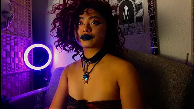 DemonessAzazel's Live XXX Chat