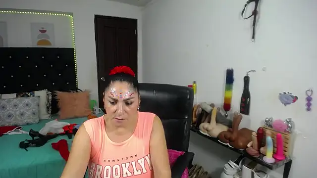 צ'אט XXX בשידור חי של mature_bigboobs10