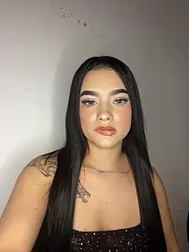 צ'אט XXX בשידור חי של alaia_evans05