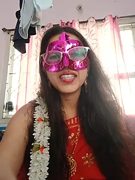 thanusi_2's Live XXX Chat