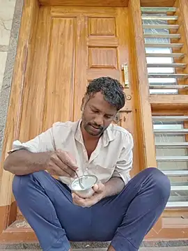 دردشة Paramkeerthi الجنسية المباشرة