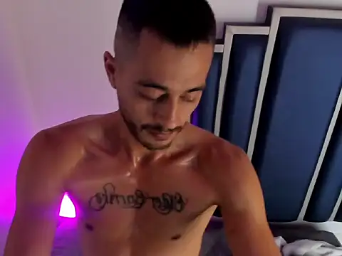 Damiam_23 Adlı Modelin Canlı XXX Sohbeti