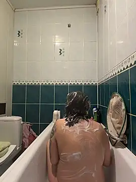 Naughtbaby_2025 Adlı Modelin Canlı XXX Sohbeti