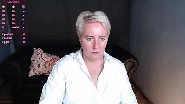 Nika_Smit Chat XXX in diretta