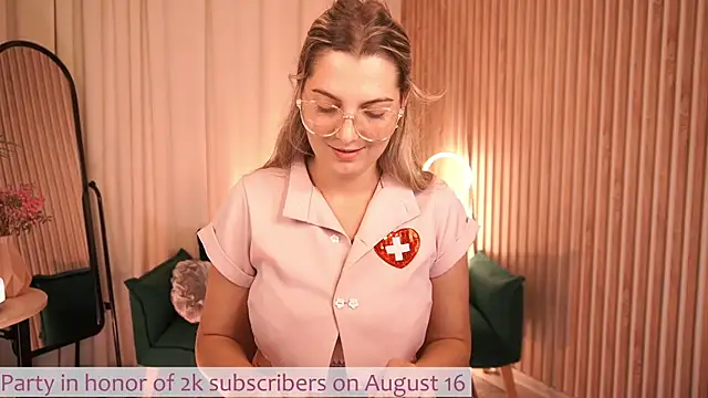 LucreciaStorm's Live XXX Chat