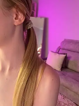 SoftAurora- Live XXX-chat