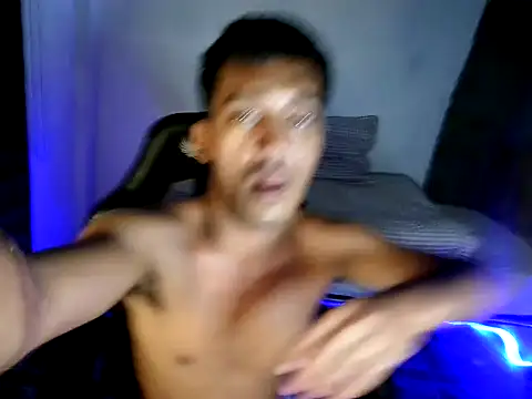 Živý XXX chat Spicy_RowyCam