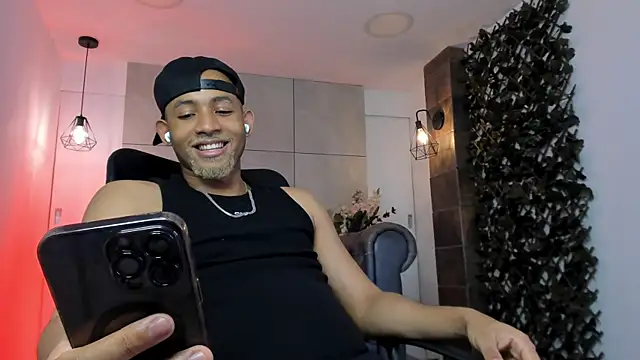 B_Wild 现场XXX聊天