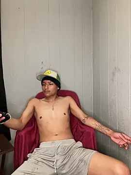 iktzx Chat XXX in diretta