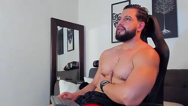 Онлайн чат XXX Justin_kingX7