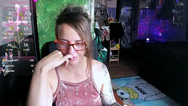 LisaFoxy_y Live XXX Chat