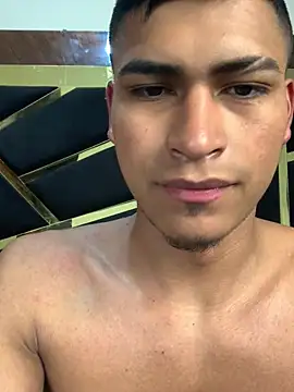 Emiliano_Reyes Webcam-Show