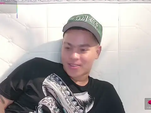 Živý XXX chat AustinThompsonn