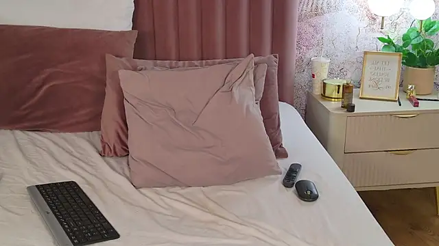 AriaHeart's Live XXX Chat