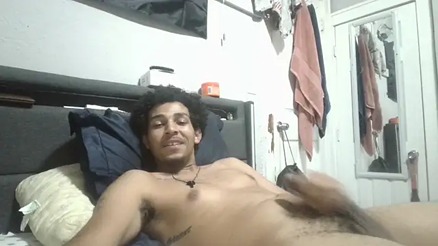 bigdickjojo69 Show in webcam