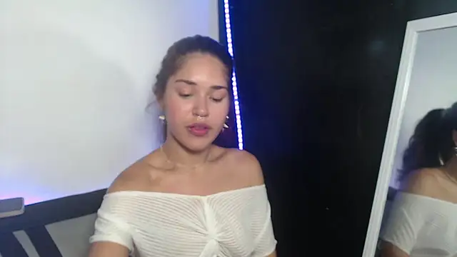 แชท XXX สดของ melodyphillips_2_