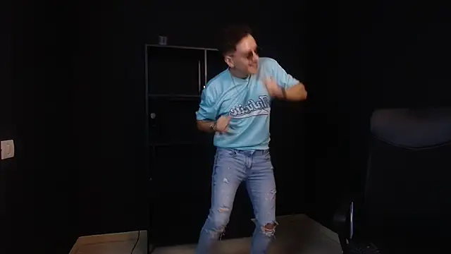 FelixStarkkのライブXXXチャット