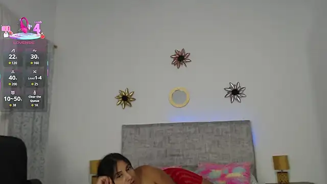 esmeralda_li's Live XXX Chat