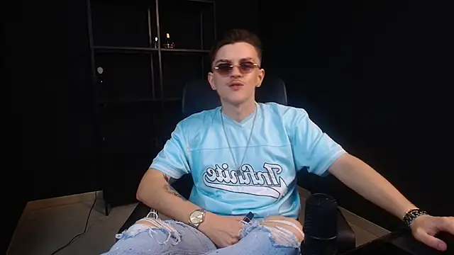 FelixStarkk: απευθείας συνομιλία ΧΧΧ