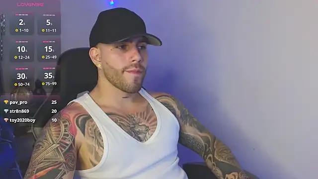 Ades_Lowe Chat XXX in diretta