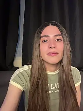 XXX chat uživo modela Lottus_fire