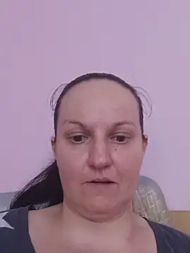 Онлайн чат XXX BustyLadyAlma