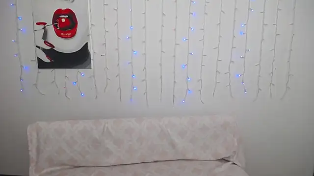 MilaLoona 라이브 XXX 채팅